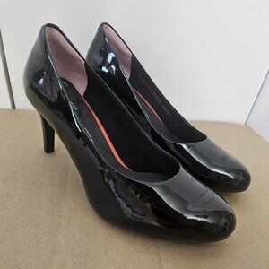 Rockport Patent Heel Size 6